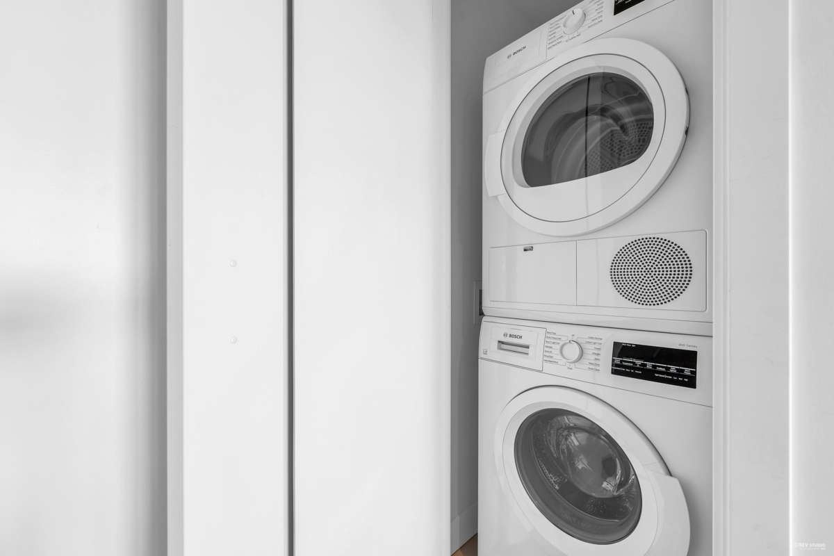 Guest Bathroom Photo of 522 6328 No. 3 Road, Richmond, BC