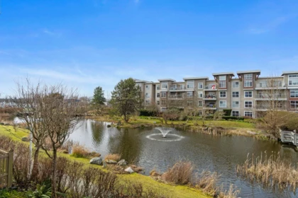 215 12633 No. 2 Road, Richmond, BC, Richmond — Apartment/Condo for sale