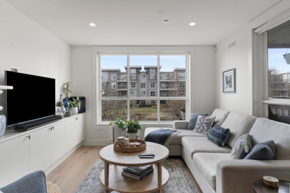 215 12633 No. 2 Road, Richmond, BC, Richmond — Apartment/Condo for sale
