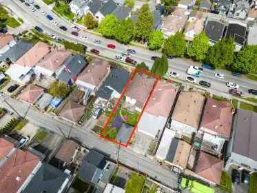 2070 E 33rd Avenue, Vancouver, BC, Vancouver — Single Family Residence for sale