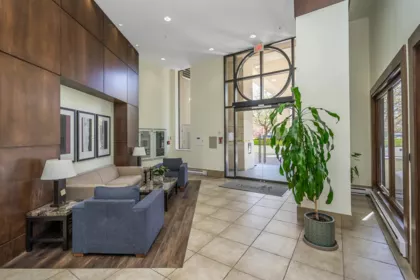 2103 4333 Central Boulevard, Burnaby, BC, Burnaby — Apartment/Condo for sale