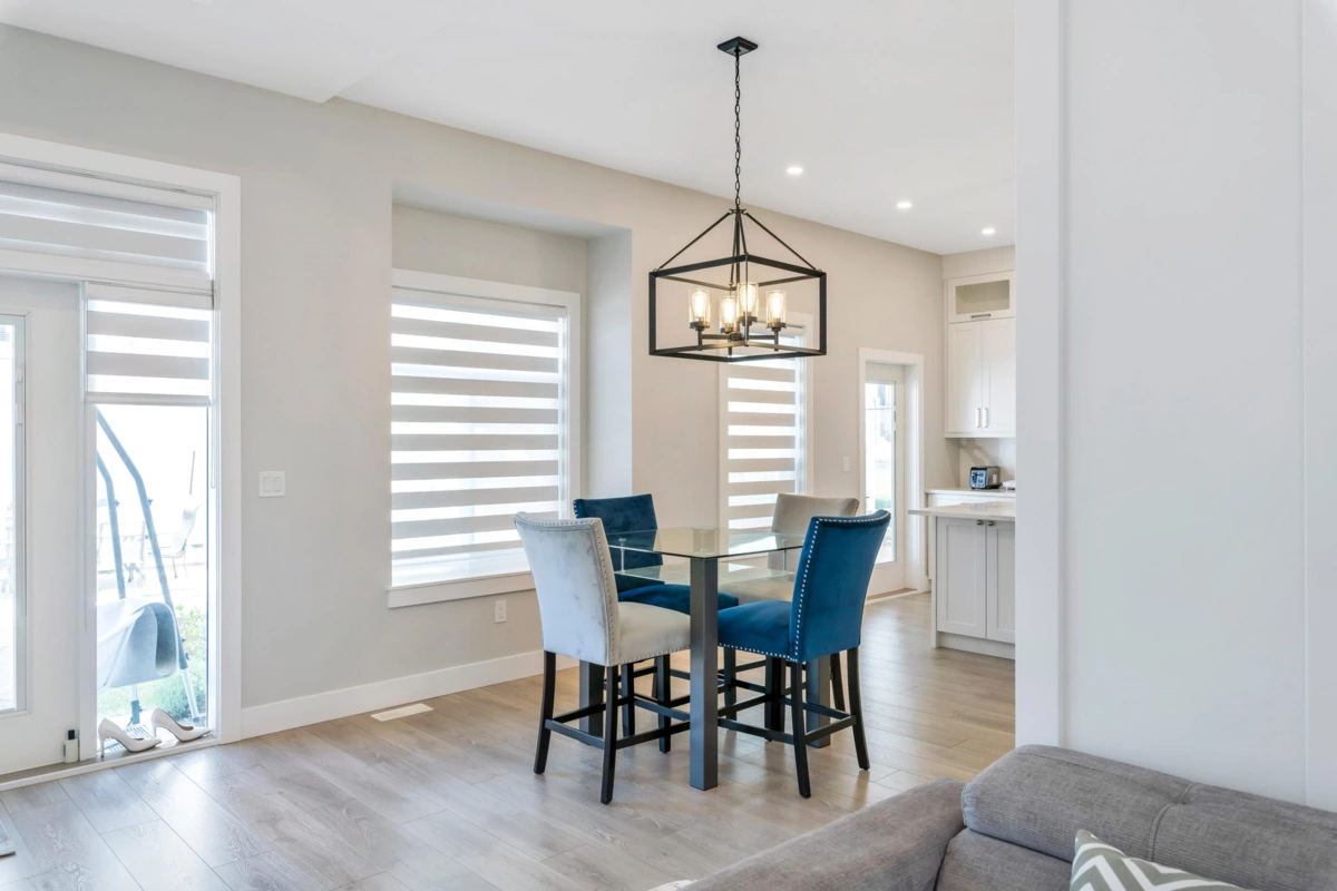 Kitchen Island Photo of 33 4217 Old Clayburn Road, Abbotsford, BC
