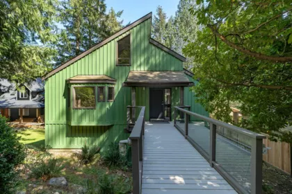 1311 Hillcrest Road, Bowen Island, BC, Bowen island — Single Family Residence for sale