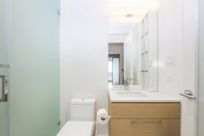 Powder Room Photo of 1612 13438 Central Avenue, Surrey, BC