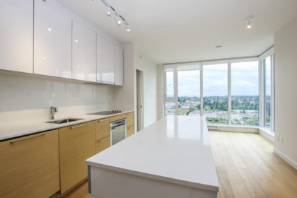 1612 13438 Central Avenue, Surrey, BC