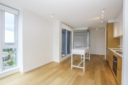 Kitchen Photo of 1612 13438 Central Avenue, Surrey, BC