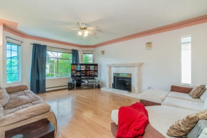 8058 163a Street, Surrey, BC, Surrey — Single Family Residence for sale