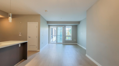 Hallway Photo of 9388 Tomicki Ave & Odlin Road, Richmond, BC