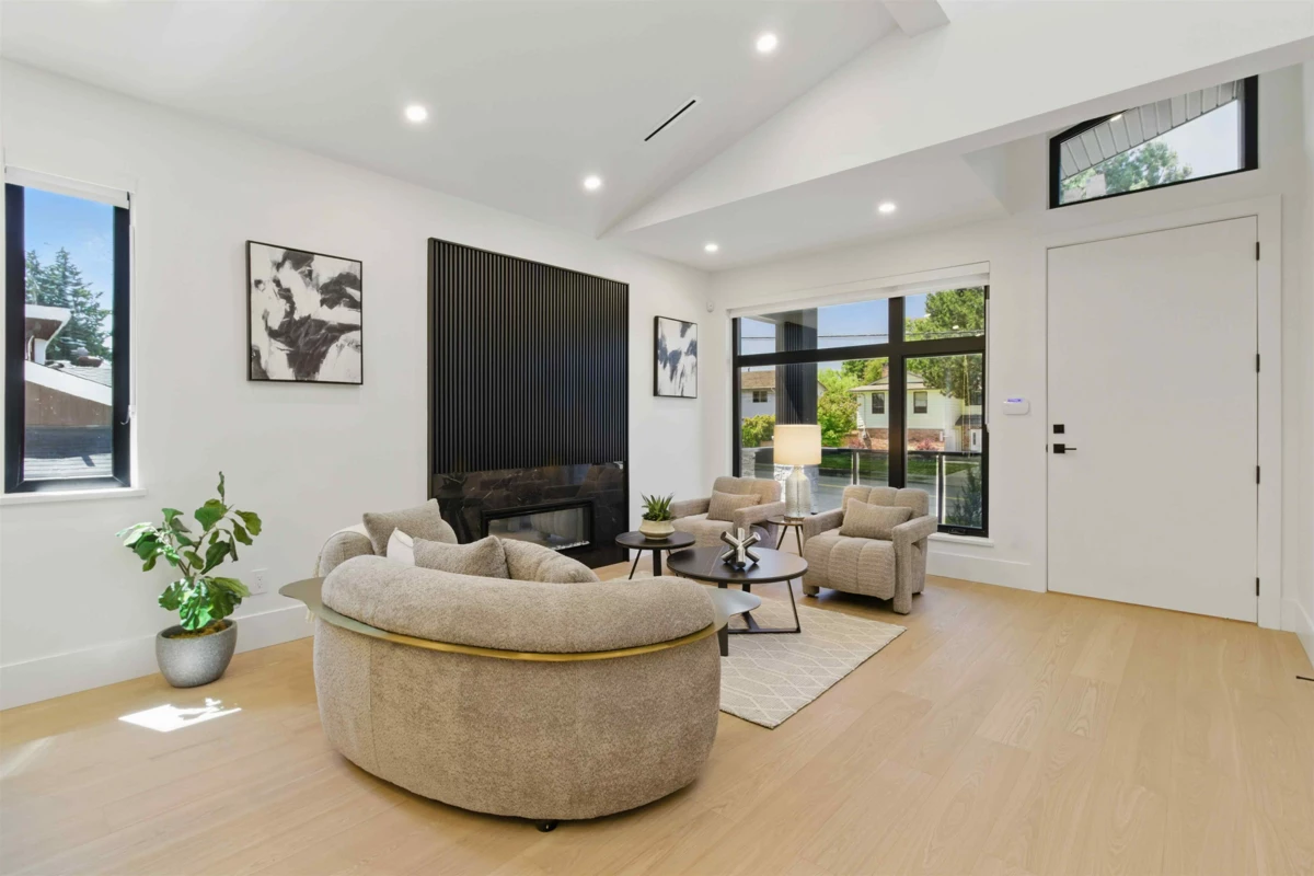 Family Room Photo of 6076 172 Street, Surrey, BC