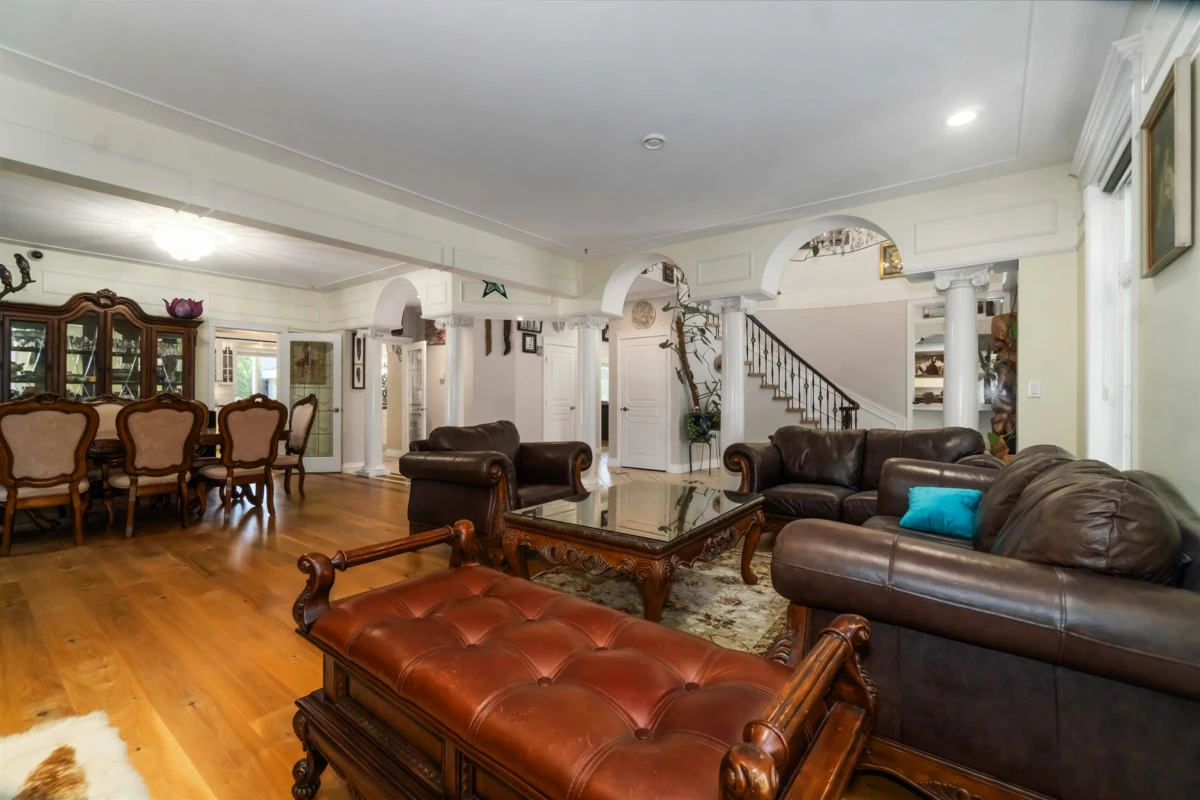 Breakfast Nook Photo of 7483 Government Road, Burnaby, BC