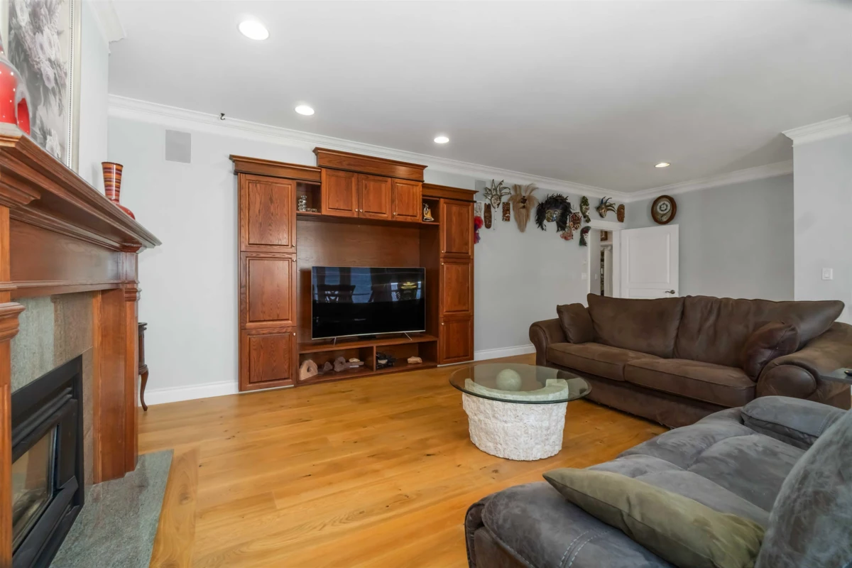 Kitchen Island Photo of 7483 Government Road, Burnaby, BC