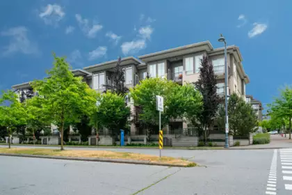 119 13468 King George Boulevard, Surrey, BC, Surrey — Apartment/Condo for sale