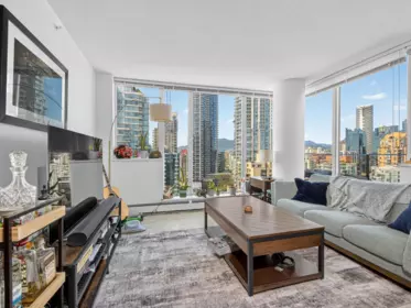 2501 1325 Rolston Street, Vancouver, BC, Vancouver — Apartment/Condo for sale