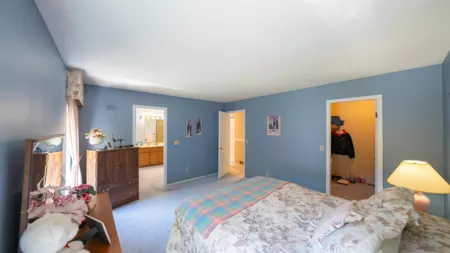 Basement Recreation Room Photo of 14076 19a Avenue, Surrey, BC
