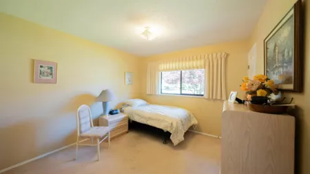 Hallway Photo of 14076 19a Avenue, Surrey, BC