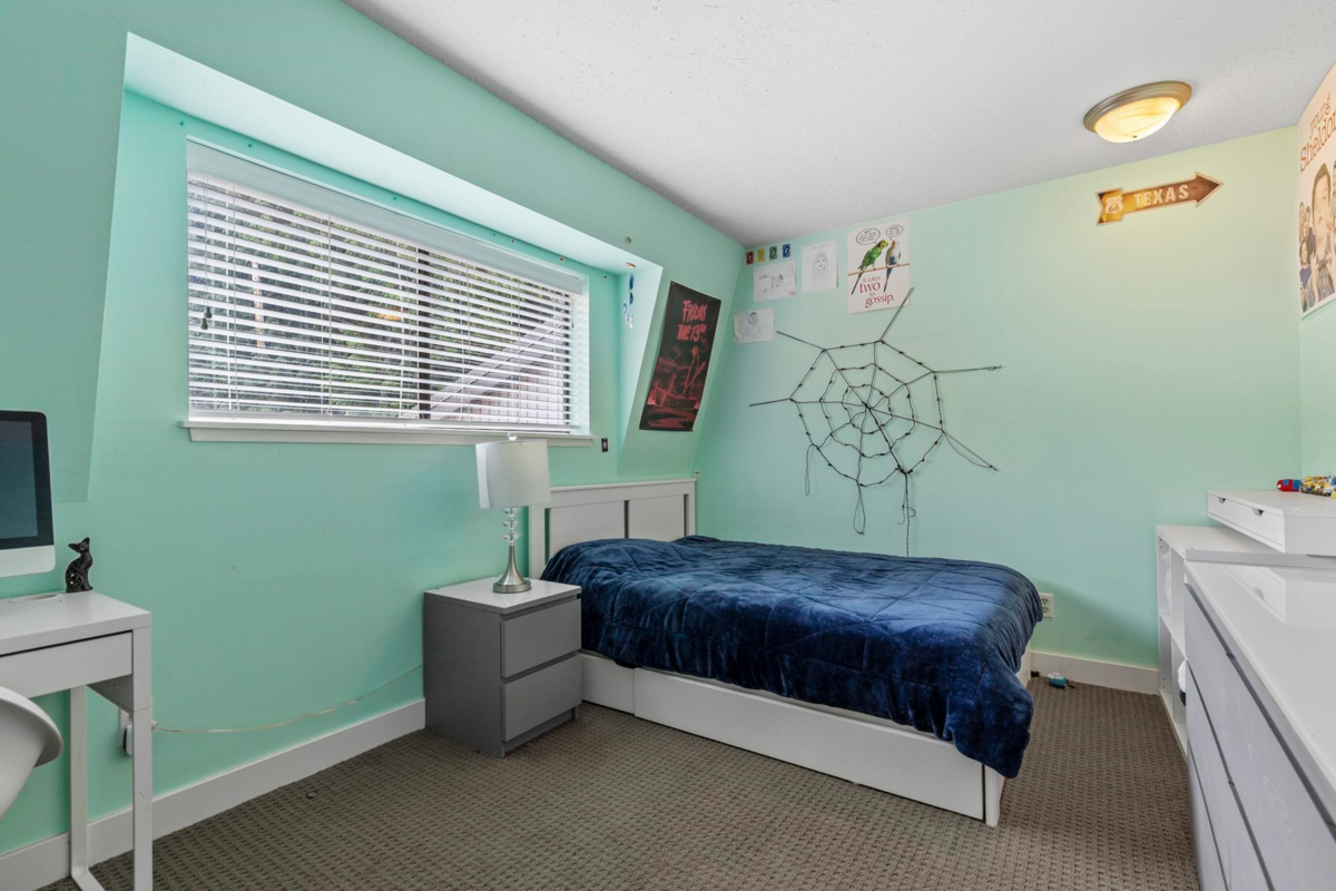 Aerial View of 9233 Hayward Street, Mission, BC