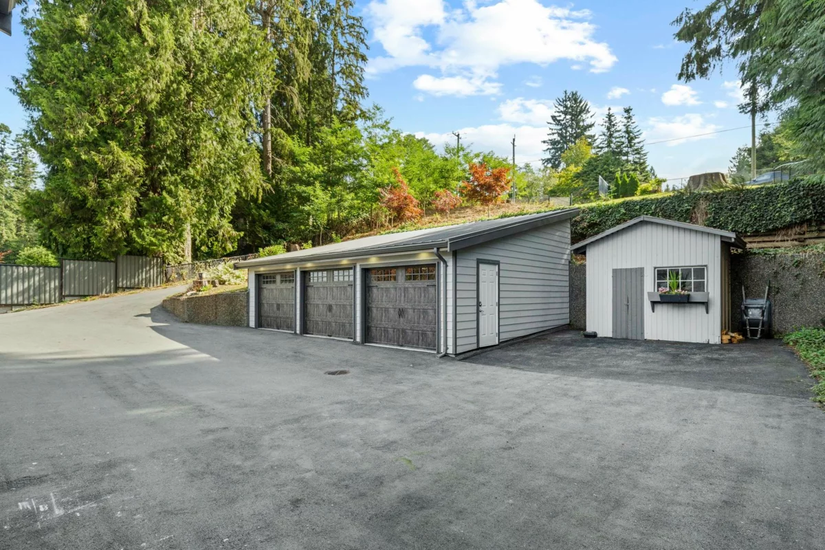 Dining Area Photo of 9233 Hayward Street, Mission, BC