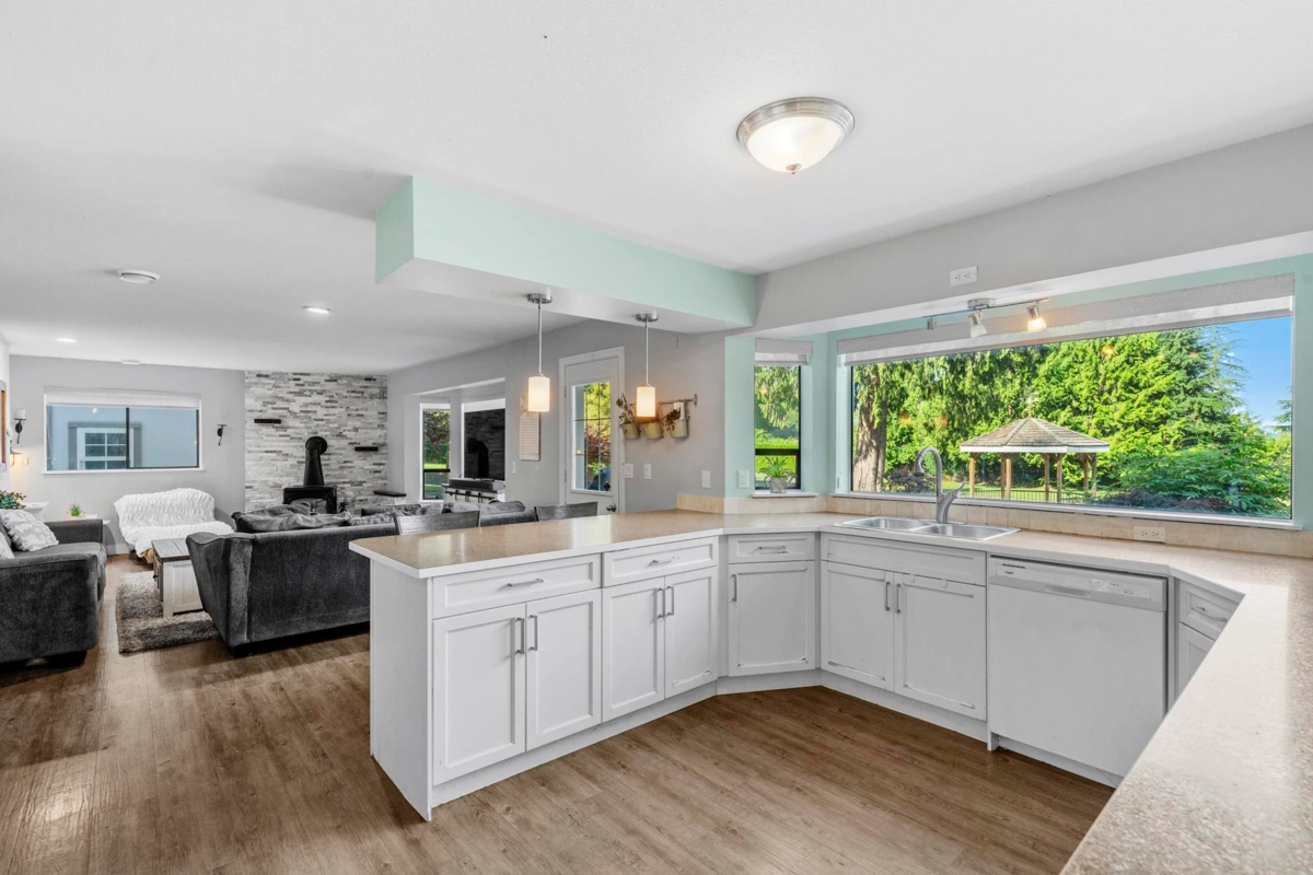 Laundry Room Photo of 9233 Hayward Street, Mission, BC