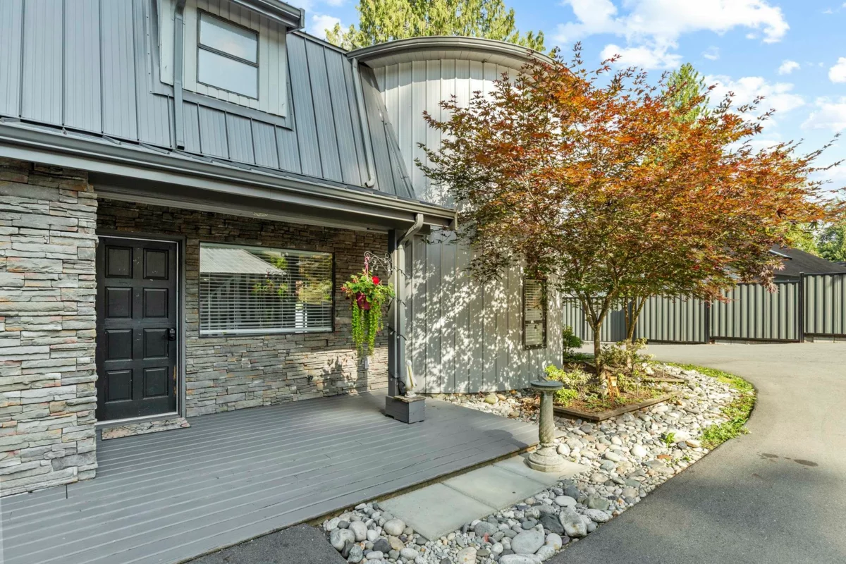 Living Room Photo of 9233 Hayward Street, Mission, BC