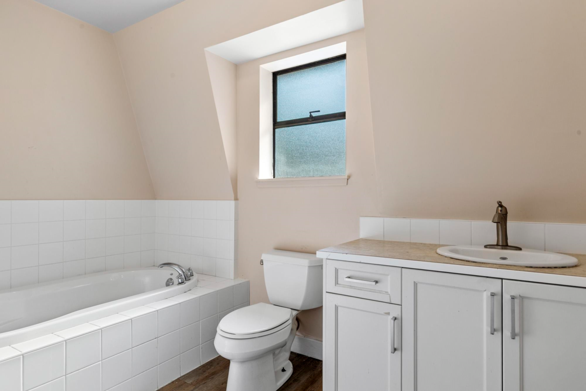 Swimming Pool Photo of 9233 Hayward Street, Mission, BC