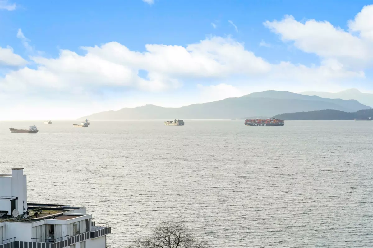 Office / Den Photo of 1803 1251 Cardero Street, Vancouver, BC