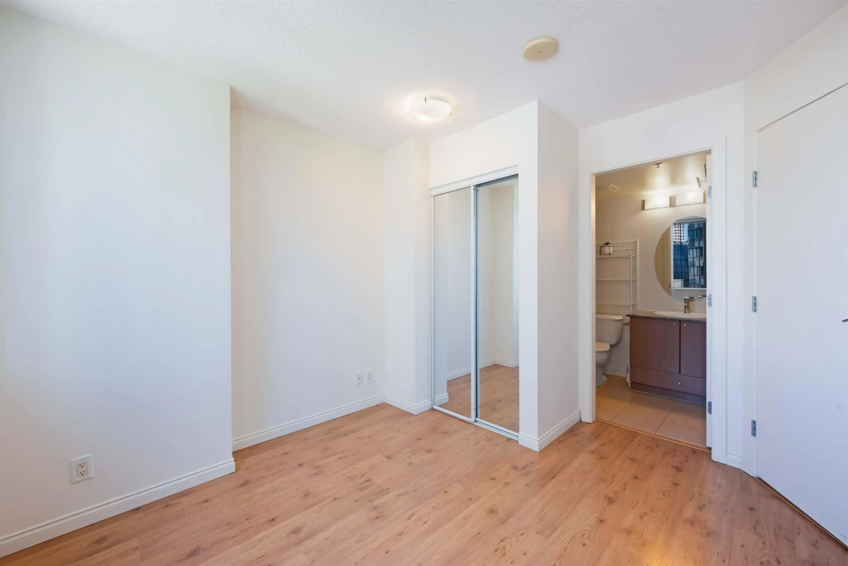 Pantry Photo of 802 550 Taylor Street, Vancouver, BC