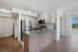MLS R3037684
