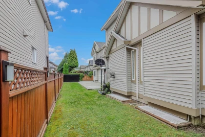 Aerial View of 19913 72 Avenue, Langley, BC