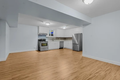 Hallway Photo of 19913 72 Avenue, Langley, BC