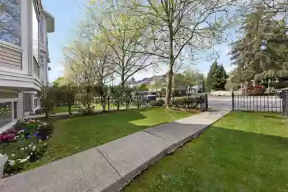 6538 121 Street, Surrey, BC, Surrey — Townhouse for sale