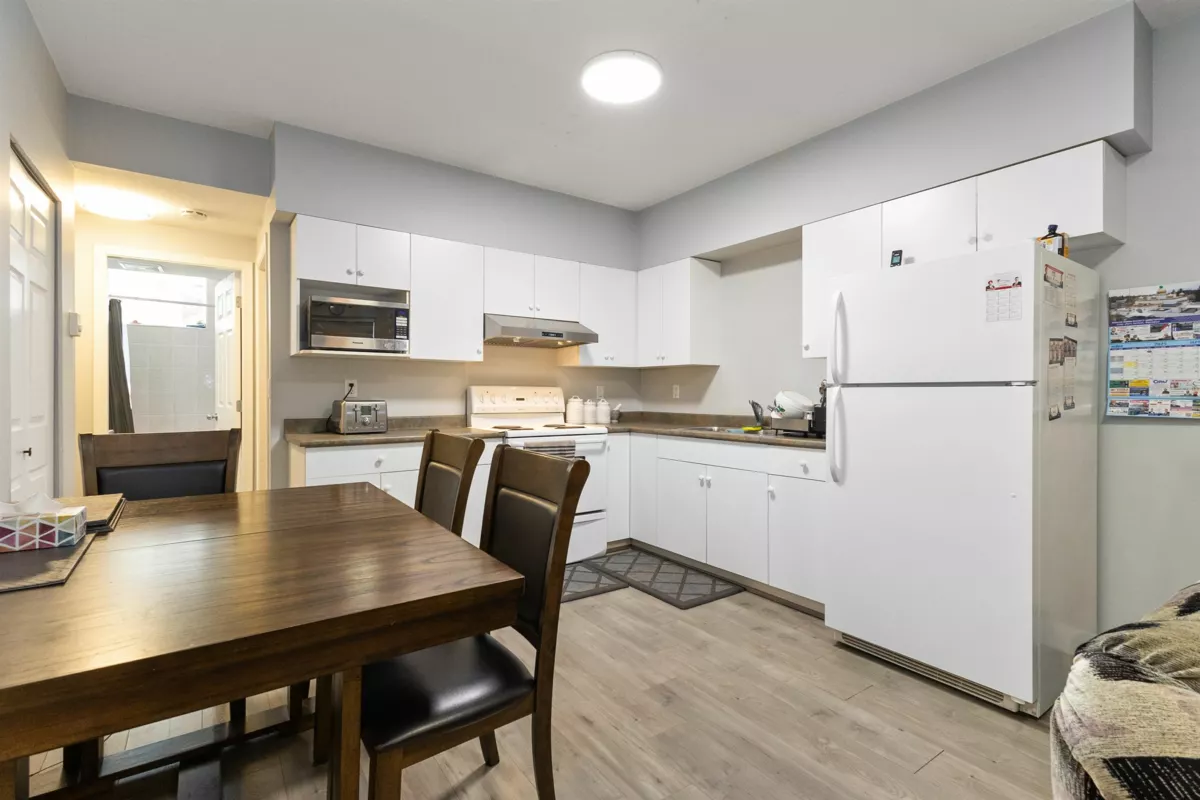 Basement Recreation Room Photo of 34463 Lariat Place, Abbotsford, BC