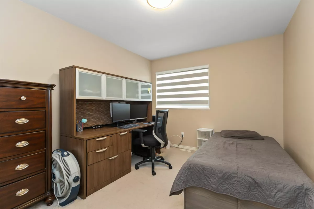 Mudroom Photo of 34463 Lariat Place, Abbotsford, BC
