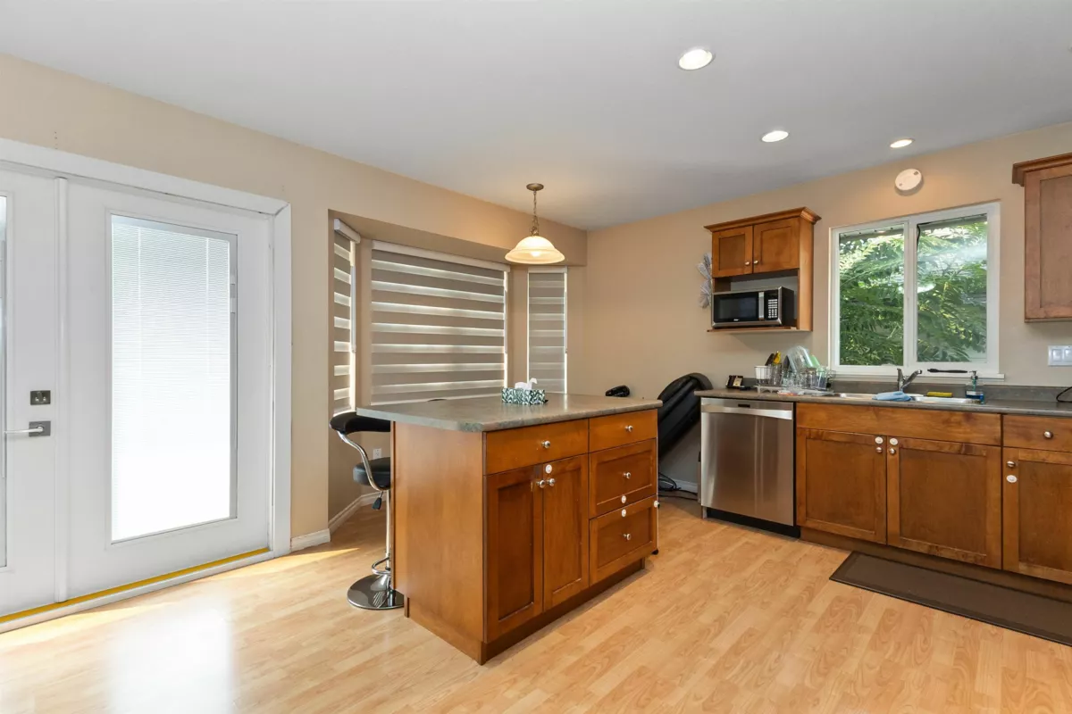 Pantry Photo of 34463 Lariat Place, Abbotsford, BC