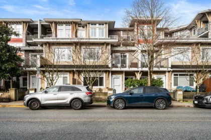 108 12350 Harris Road, Pitt Meadows, BC, Pitt Meadows — Townhouse for sale