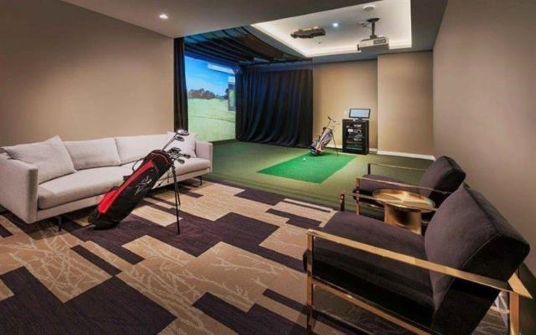 Exterior Rear Photo of 901 13750 100 Avenue, Surrey, BC