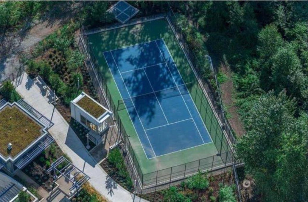 Living Room Photo of 901 13750 100 Avenue, Surrey, BC