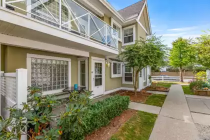 38 23560 119 Avenue, Maple Ridge, BC, Maple Ridge — Townhouse for sale