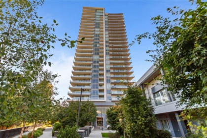 1405 200 Klahanie Court, West Vancouver, BC, West Vancouver — Apartment/Condo for sale