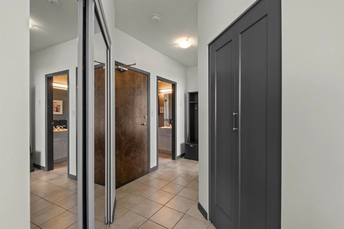 Bedroom 2 Photo of 2001 188 E Esplanade, North Vancouver, BC