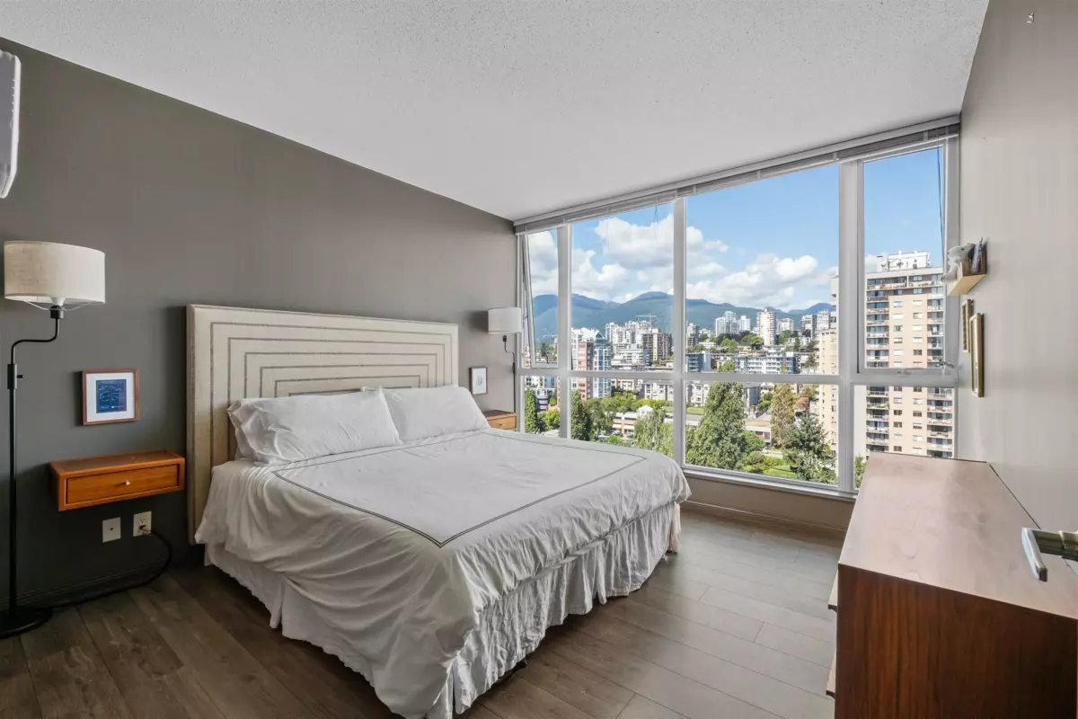 Bedroom 3 Photo of 2001 188 E Esplanade, North Vancouver, BC