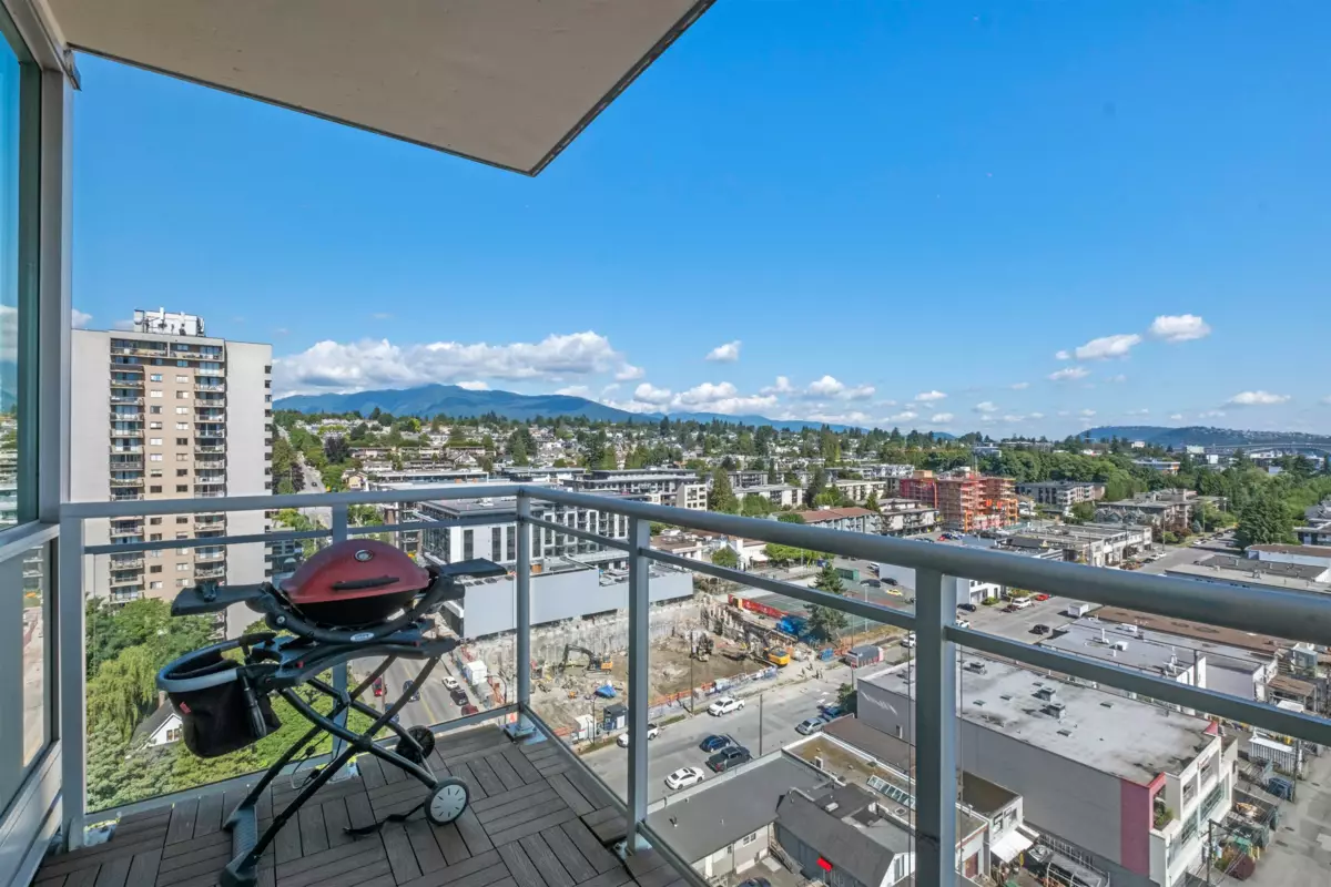 Mudroom Photo of 2001 188 E Esplanade, North Vancouver, BC