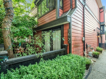 1645 Stephens Street, Vancouver, BC, Vancouver — Half Duplex for sale
