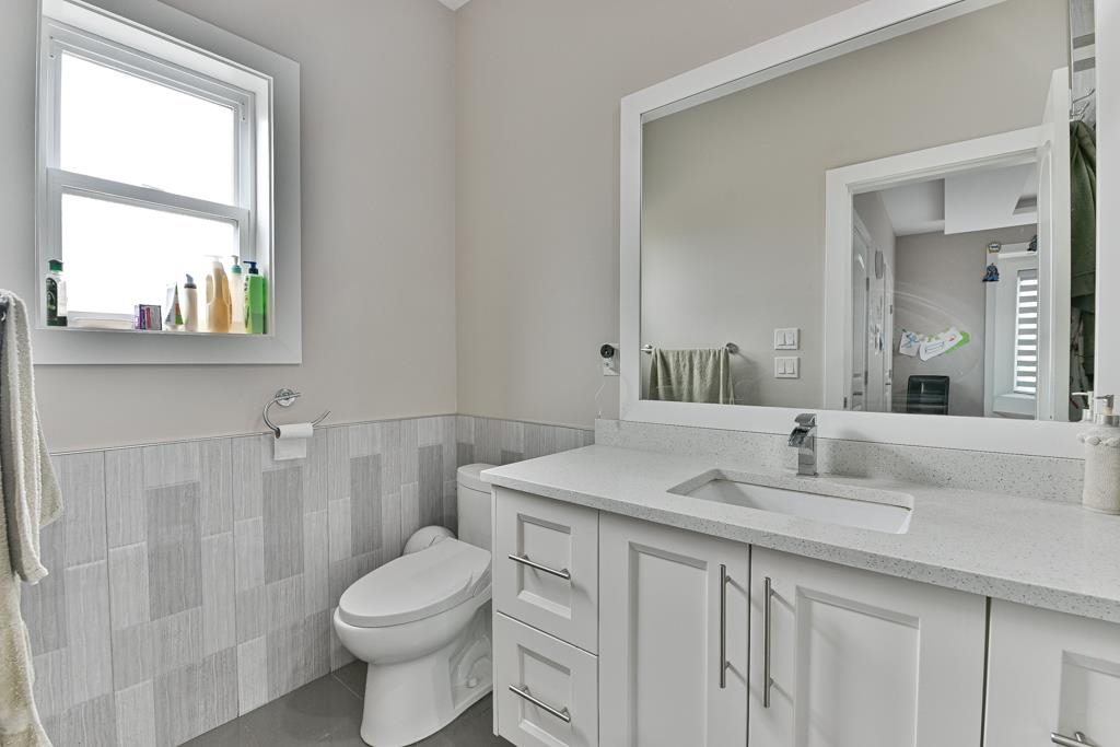 Garden / Landscaping Photo of 12768 97a Avenue, Surrey, BC