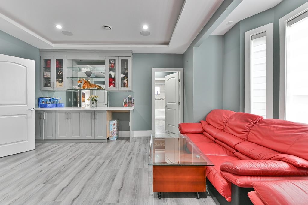 Hallway Photo of 12768 97a Avenue, Surrey, BC