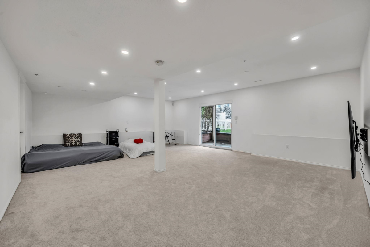 Laundry Room Photo of 18 20222 96 Avenue, Langley, BC