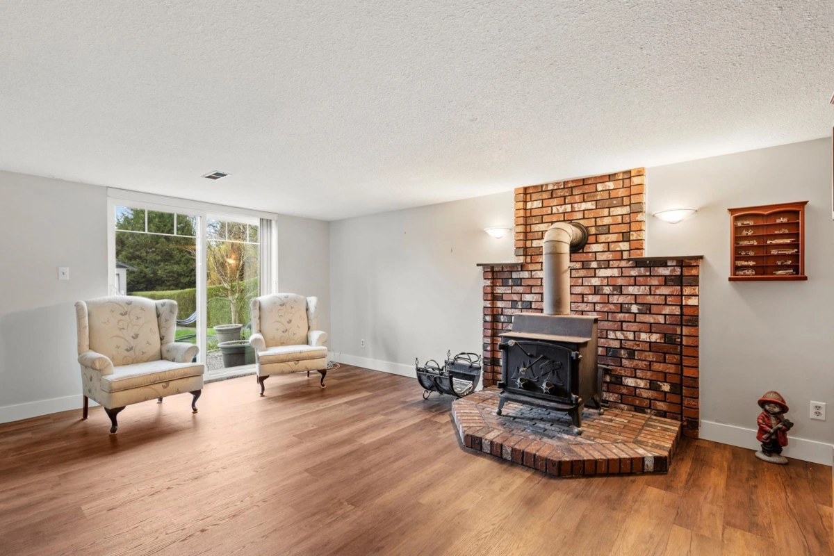 Mudroom Photo of 29288 Duncan Avenue, Abbotsford, BC