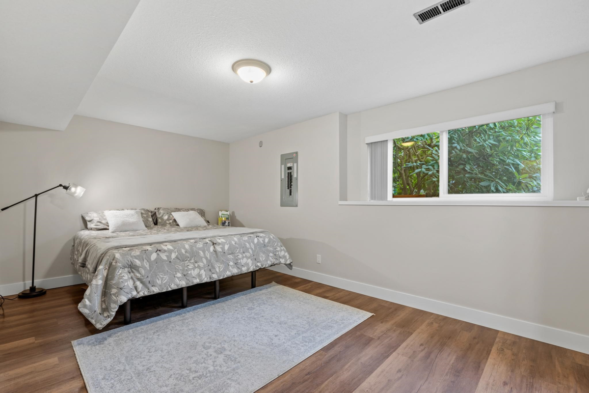 Staircase Photo of 29288 Duncan Avenue, Abbotsford, BC