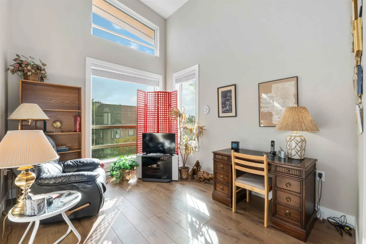 Aerial View of 412 12460 191 Street, Pitt Meadows, BC