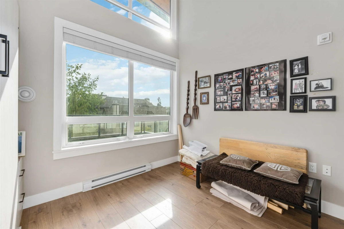 Swimming Pool Photo of 412 12460 191 Street, Pitt Meadows, BC