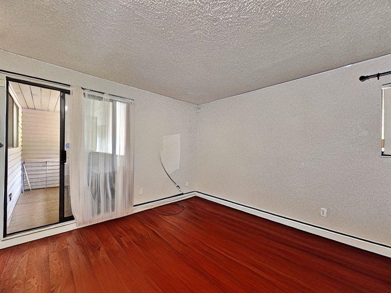 Walk-In Closet Photo of 10539 Holly Park Lane, Surrey, BC